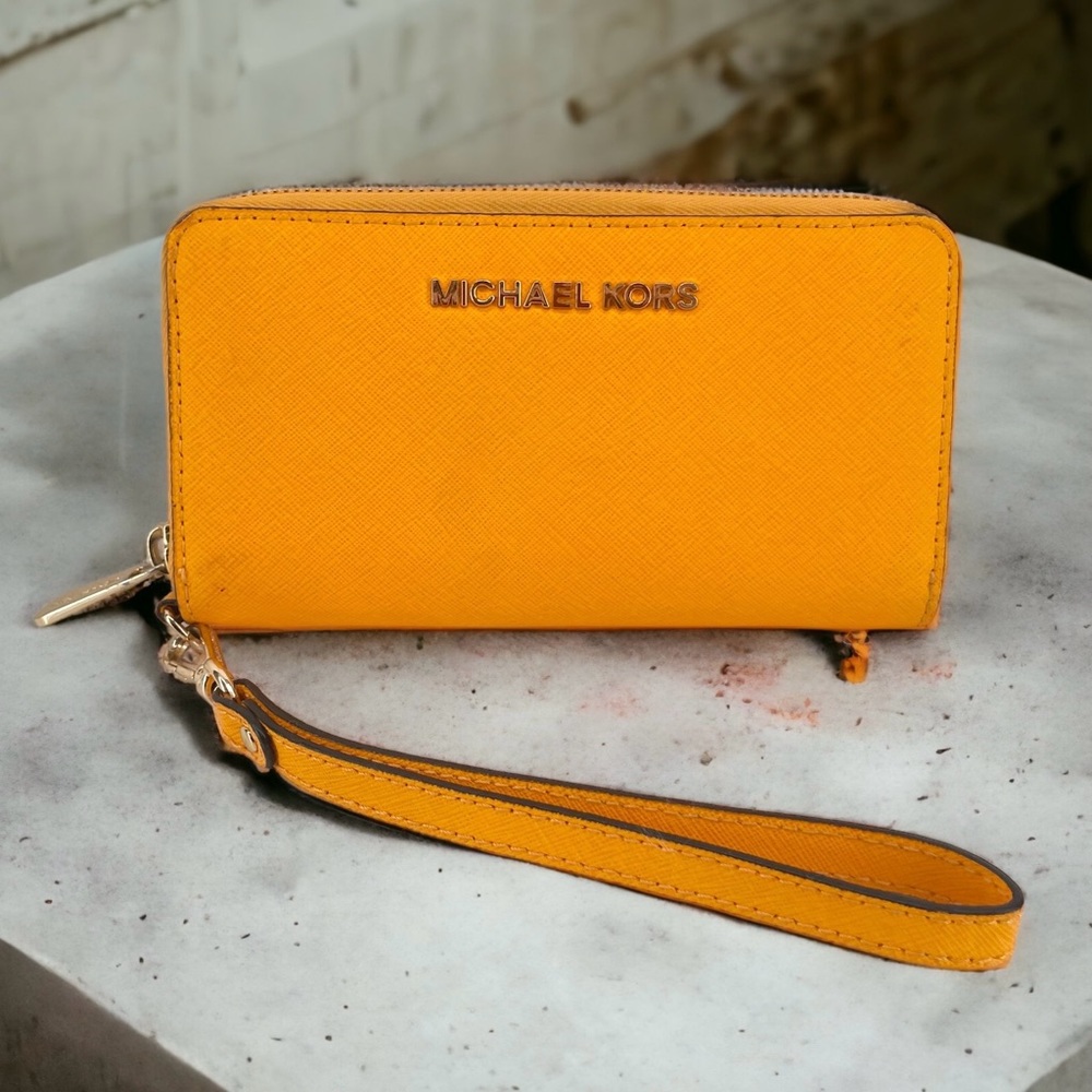 Michael Kors Jet Set Zip Wristlet Wallet Marigold Orange‎